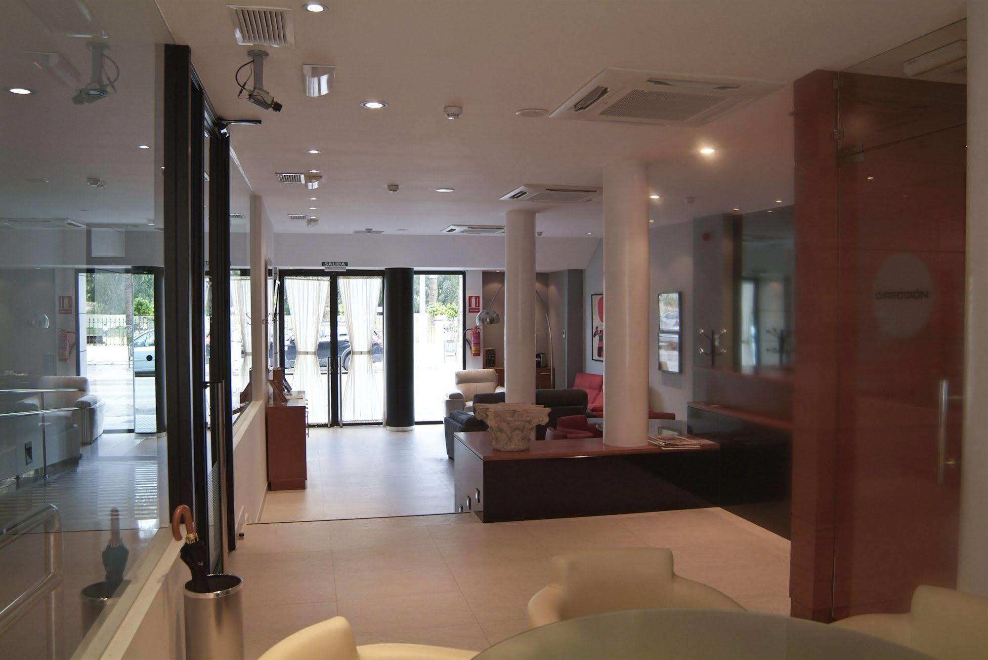 San Pablo Suites Écija Екстериор снимка