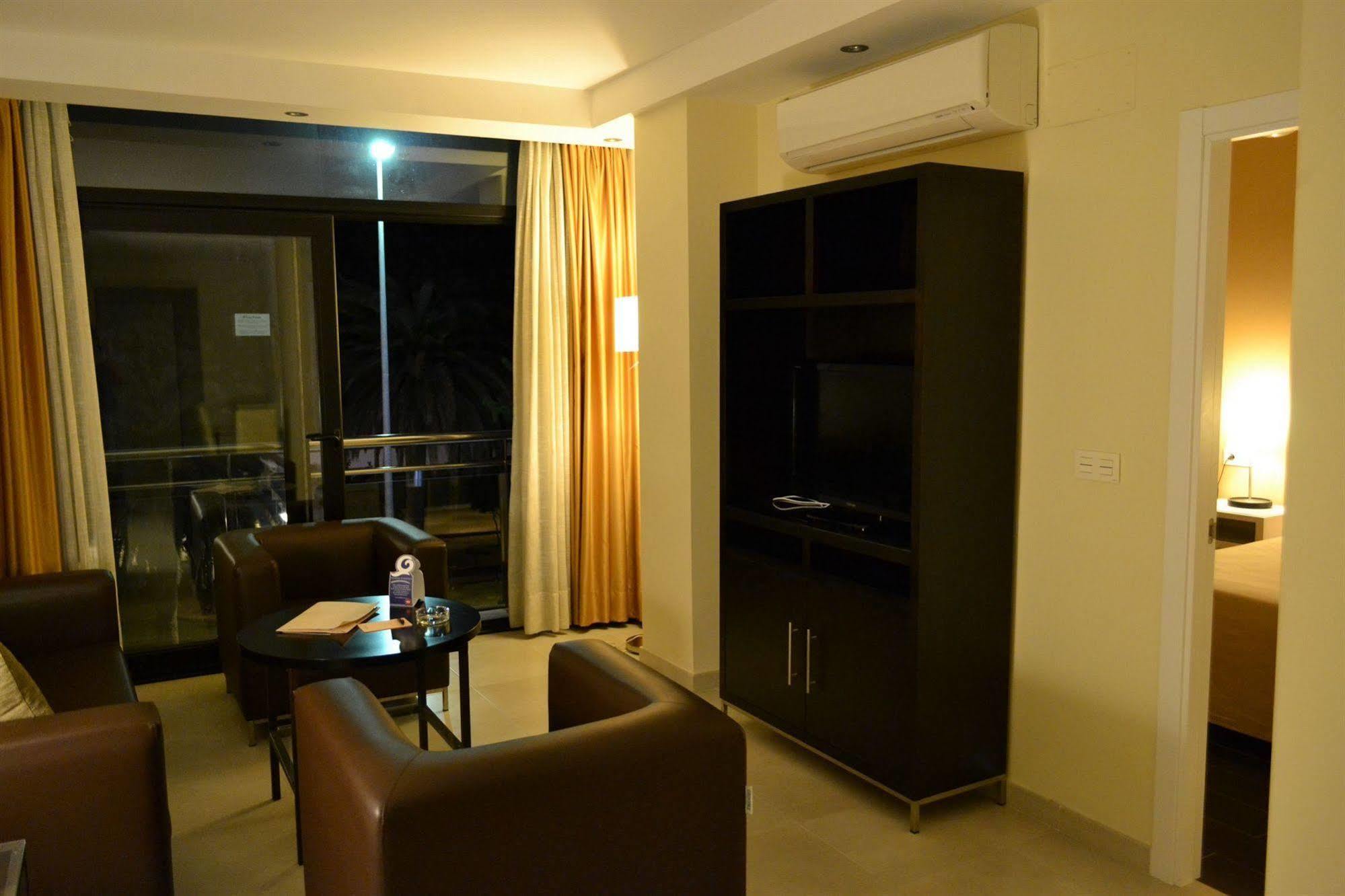 San Pablo Suites Écija Екстериор снимка