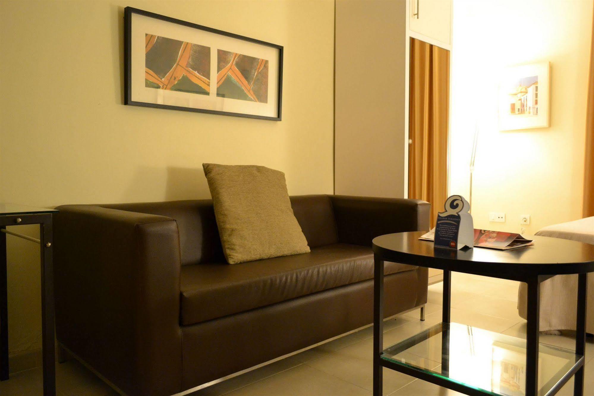 San Pablo Suites Écija Екстериор снимка