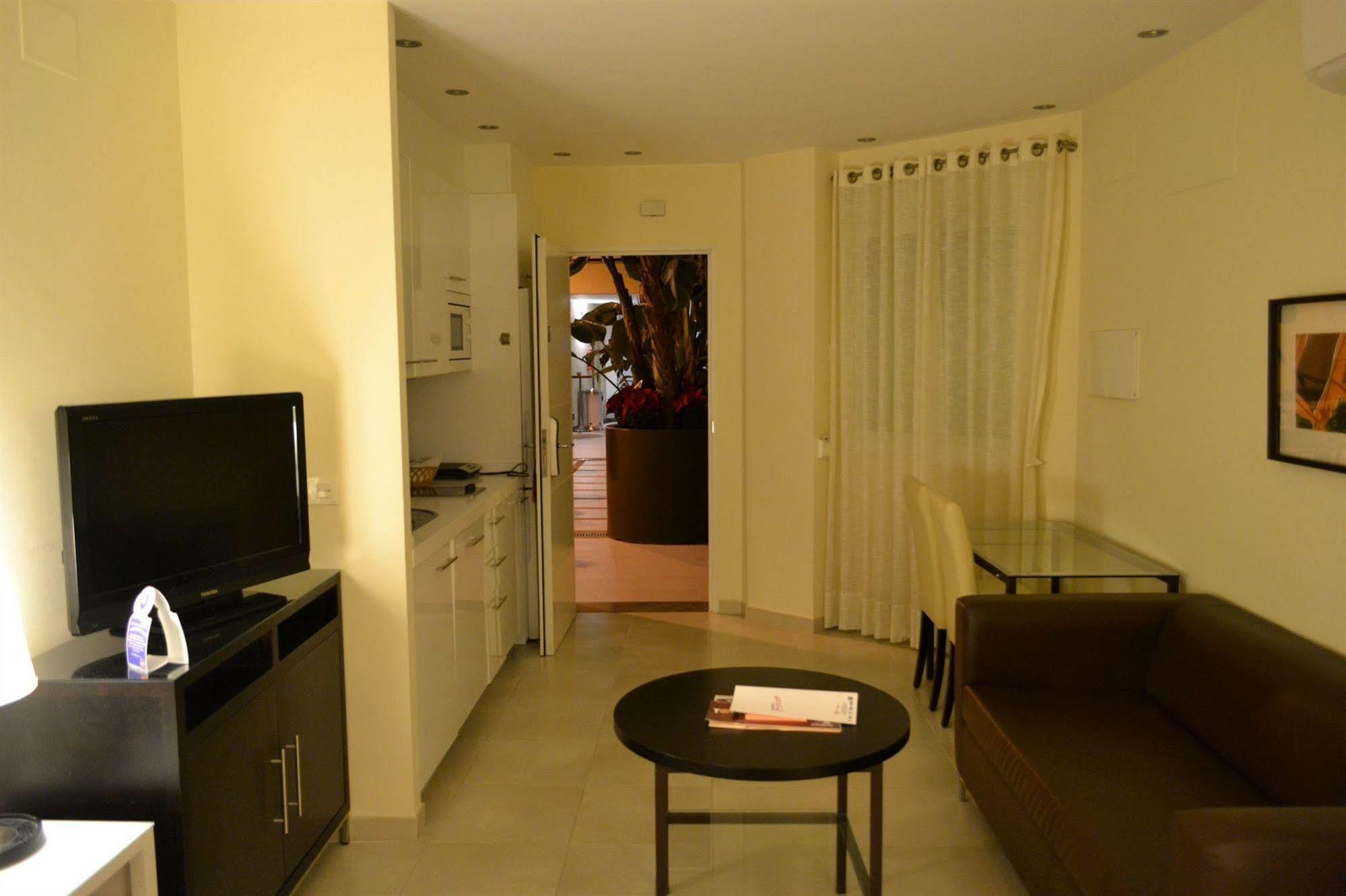 San Pablo Suites Écija Екстериор снимка